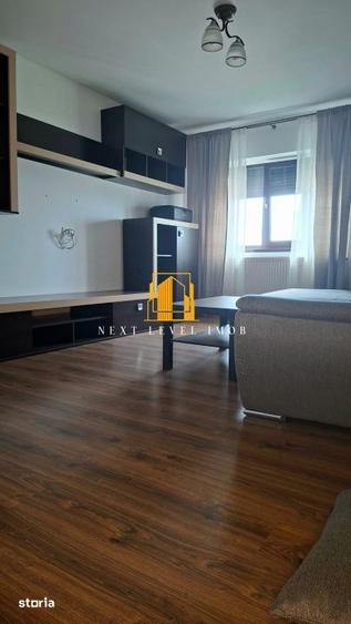 Apartament cu 3 camere decomandat în Găvana
