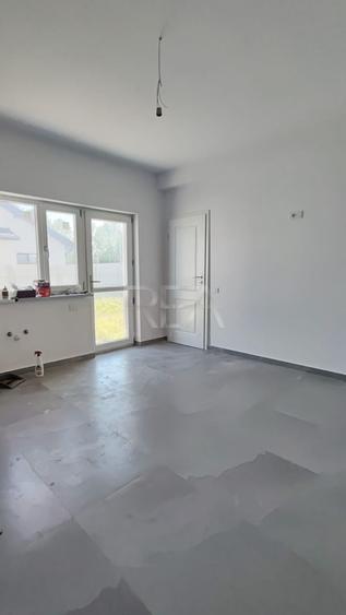 Casă individuală cu 4 camere cu Teren 420 Mp în Domnești