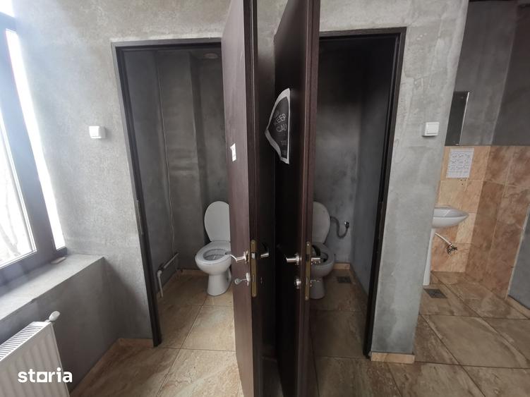 Spațiu comercial, de 450 mp, în Central