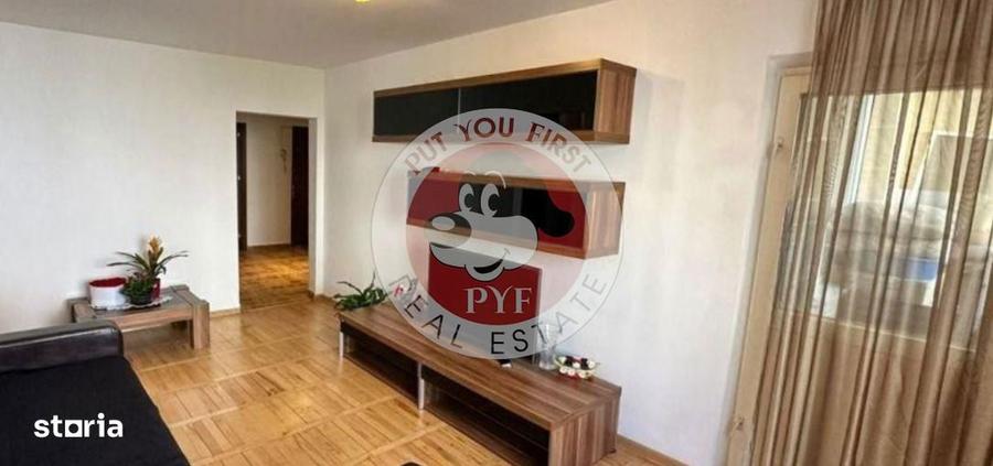 Apartament cu 4 camere semidecomandat în Rahova