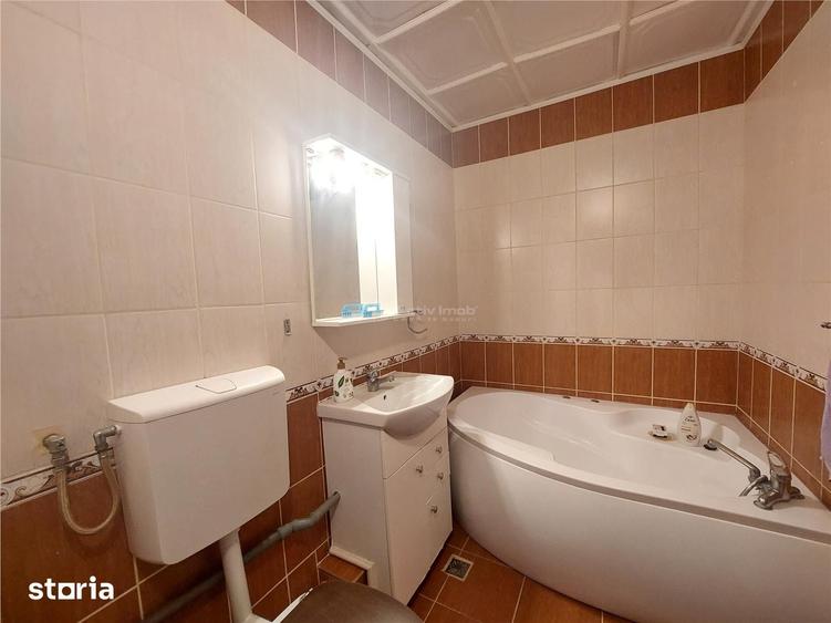 Apartament cu 2 camere în Micro 14