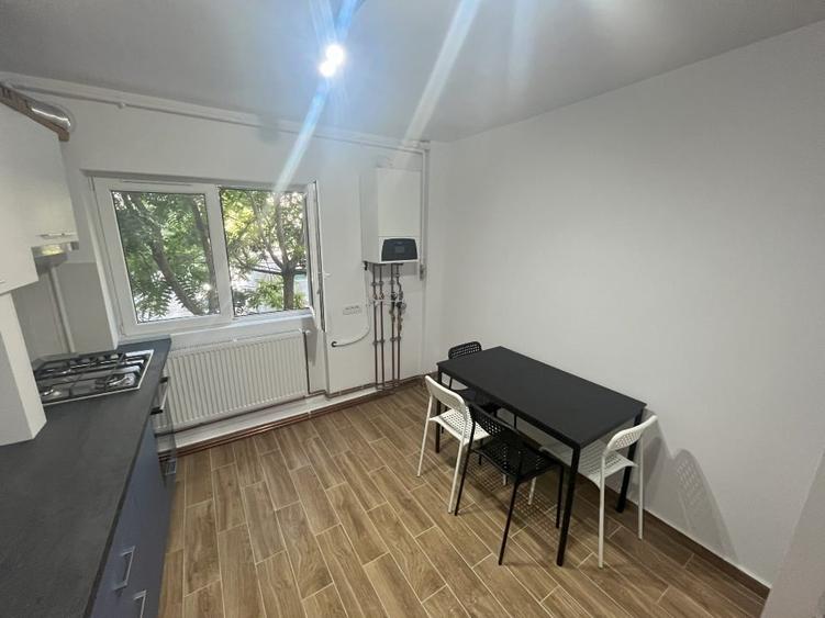 Apartament cu 2 camere decomandat, mobilat în Crângași