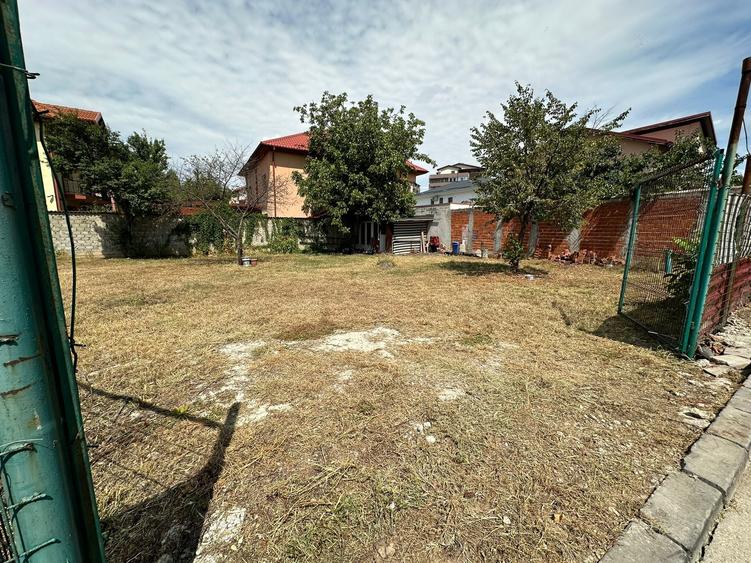Teren Construcții intravilan de 586 mp, în Militari