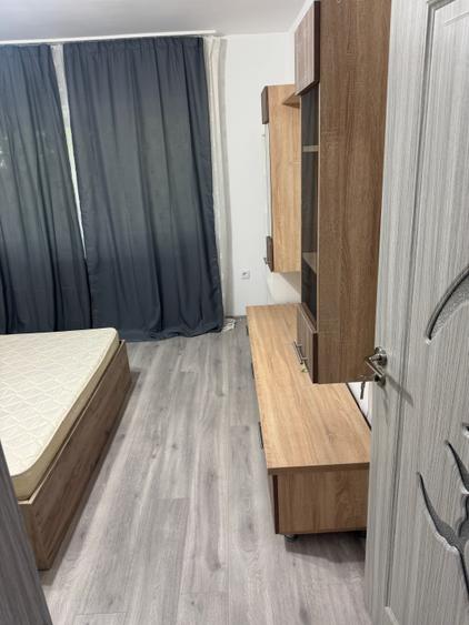 Garsonieră decomandată în Nord