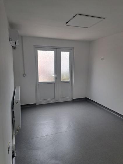 Spațiu comercial, de 50 mp, în Central