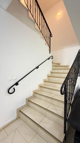 Duplex cu 5 camere cu Canalizare în Pipera