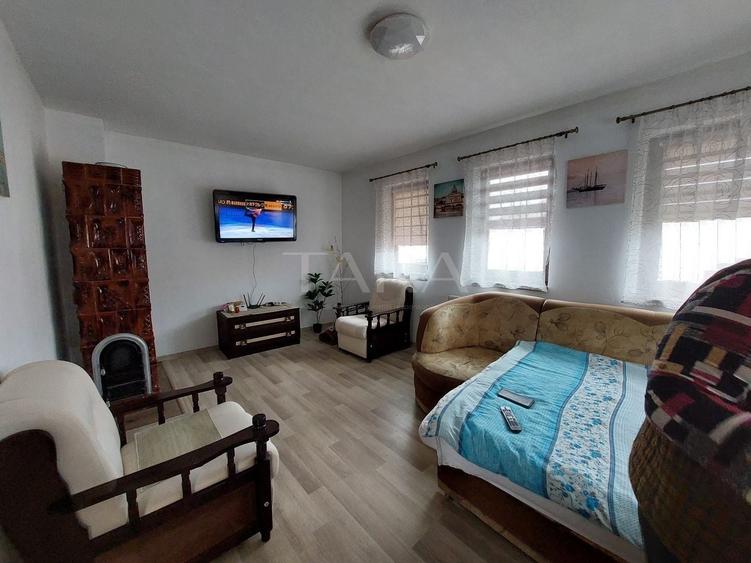 Casă individuală cu 3 camere cu Canalizare în Sânnicoară