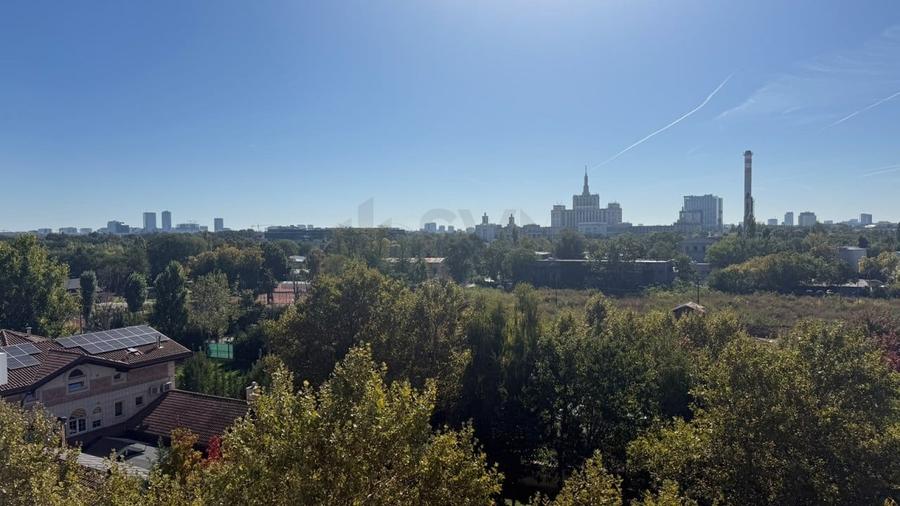 Apartament cu 3 camere decomandat, mobilat în P-ta Presei Libere