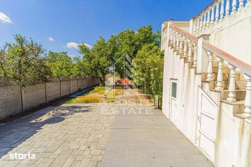 Casă cu 10 camere cu Teren 810 Mp în Circumvalațiunii