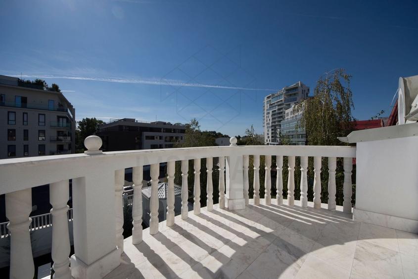 Casă individuală cu 14 camere cu Piscina în Herăstrău
