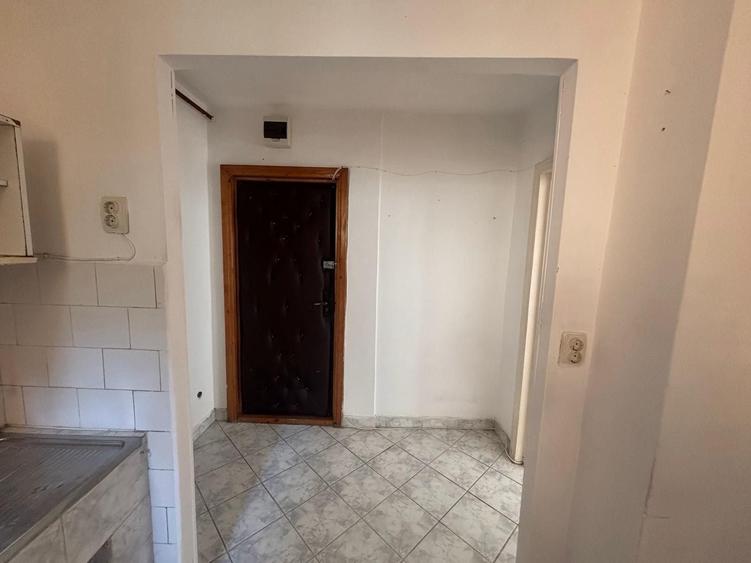 Apartament cu 2 camere decomandat în Mărăței