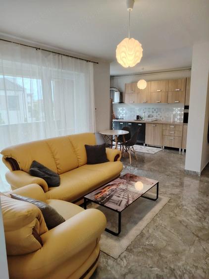 Apartament cu 2 camere semidecomandat în Dumbrăvița