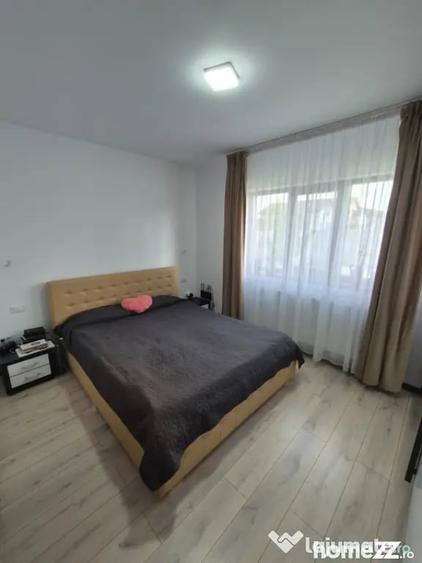 Casă cu 3 camere cu Teren 350 Mp în Șimnicu de Sus