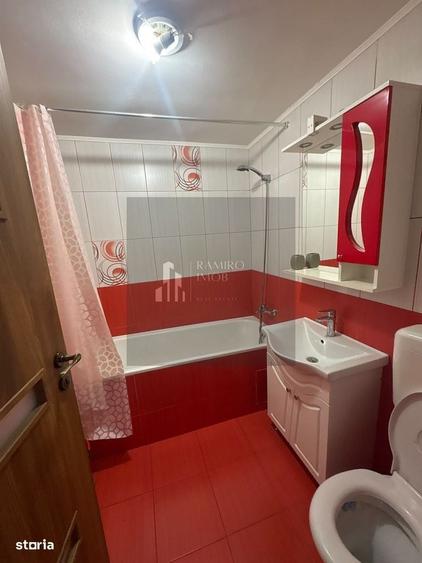 Apartament cu 2 camere decomandat în Apărătorii Patriei