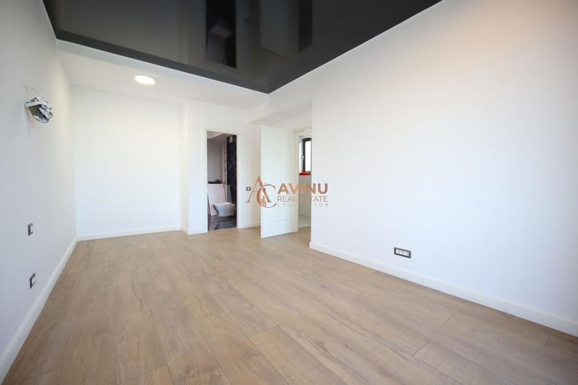 Apartament cu 4 camere în Sud-Vest