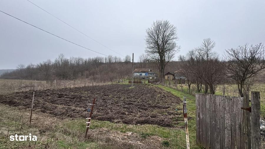 Teren de 2038 mp, în Ghercești
