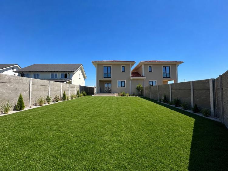 Duplex cu 5 camere cu Canalizare în Urseni