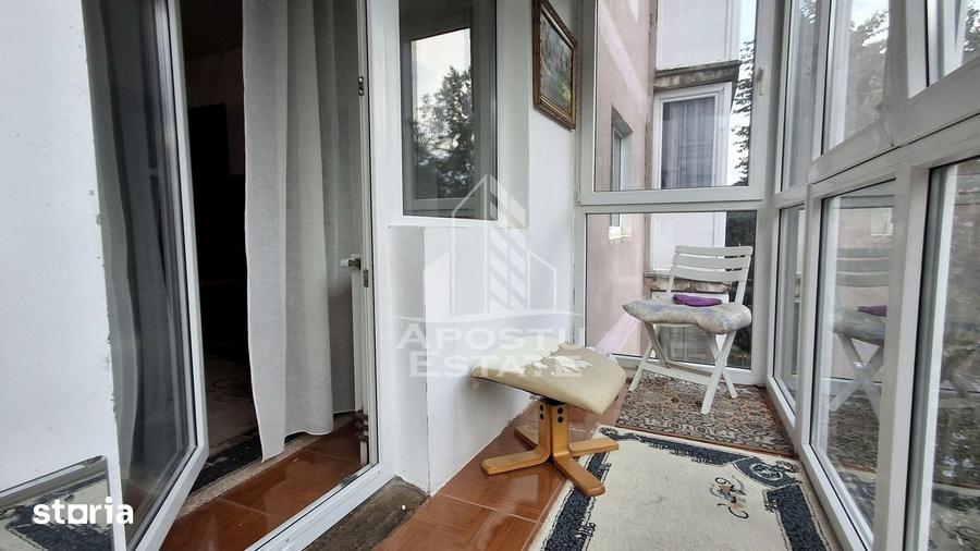 Apartament cu 2 camere semidecomandat în Micălaca