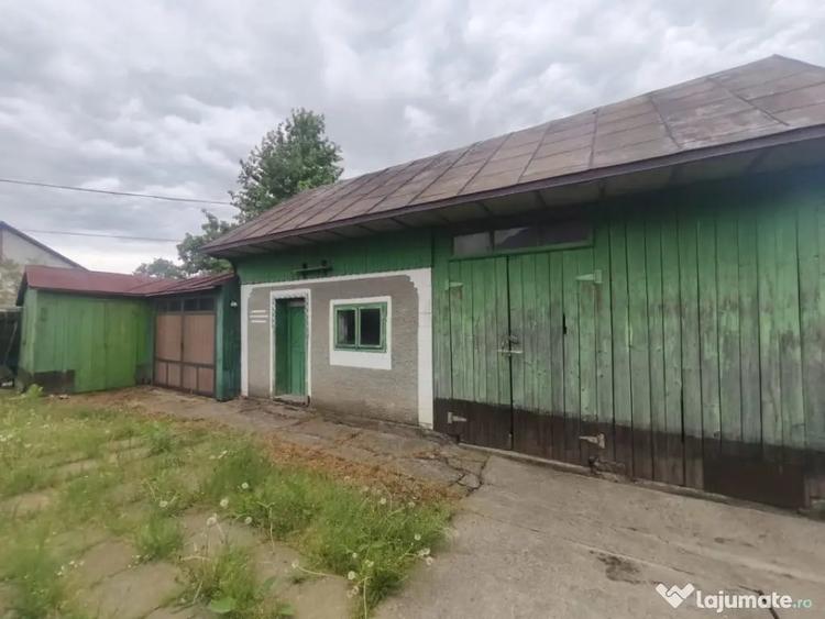 Casă cu 2 camere cu Teren 1600 Mp în Grămești