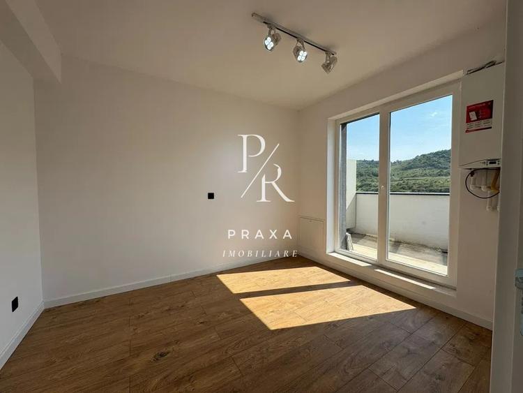 Apartament cu 2 camere decomandat, mobilat în Florești — fotografia 2