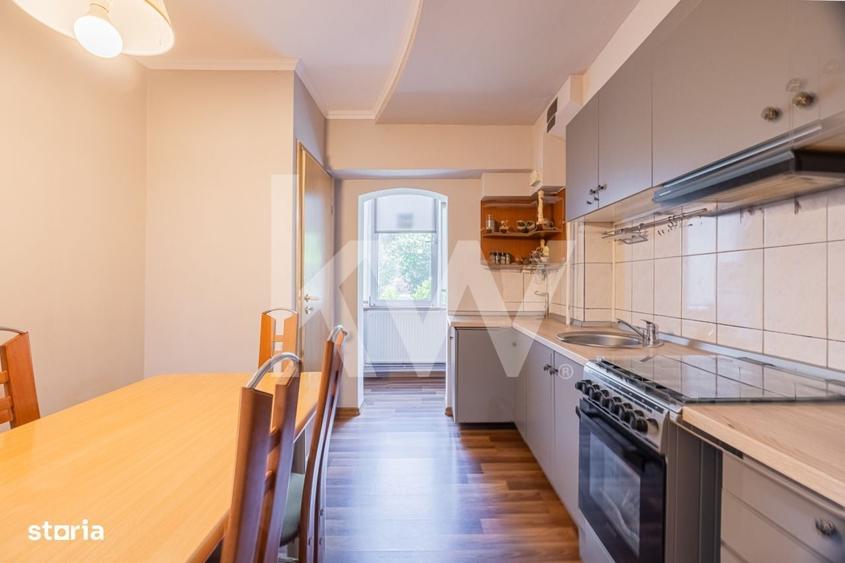 Apartament cu 3 camere decomandat în Răcădău