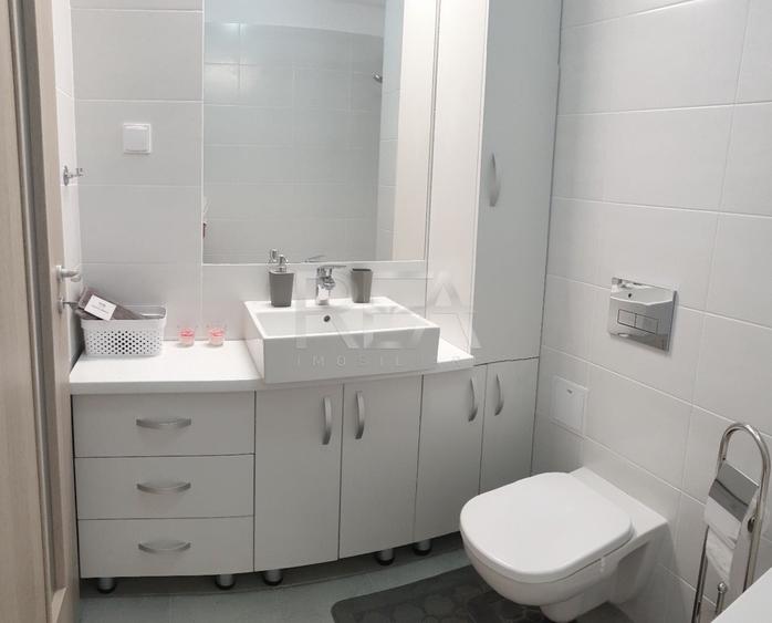 Apartament cu 3 camere decomandat, mobilat în Pipera