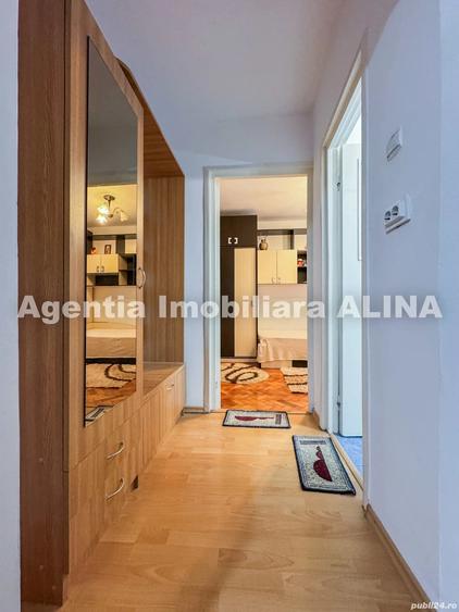 Apartament cu 3 camere decomandat în Progresul