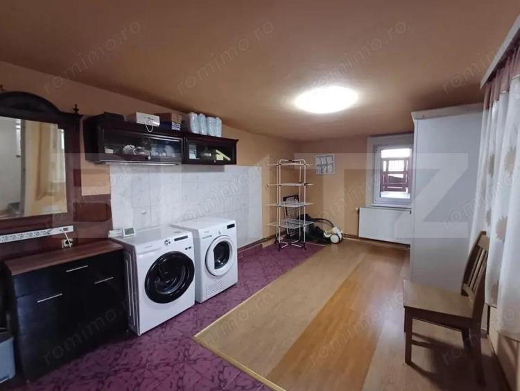 Casă cu 4 camere cu Teren 270 Mp în Central