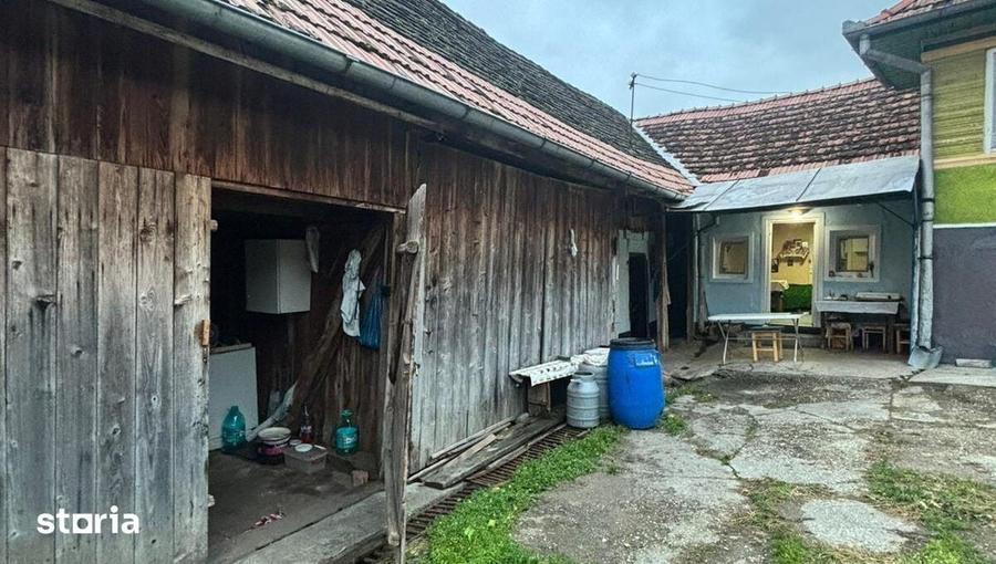 Casă cu Teren 66 Mp în Galații Bistriței
