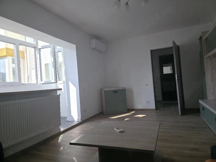 Apartament cu 2 camere decomandat în Berceni