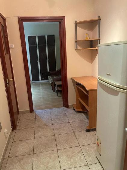 Garsonieră decomandată, mobilată în Giurgiului