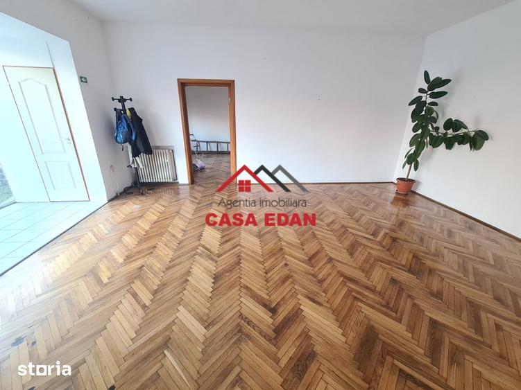 Casă cu 2 camere cu Teren 400 Mp în Ultracentral