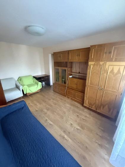 Apartament cu 2 camere semidecomandat în Brâncoveanu