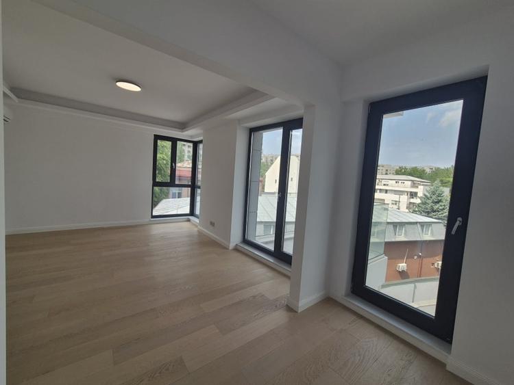 Apartament cu 2 camere decomandat în Unirii