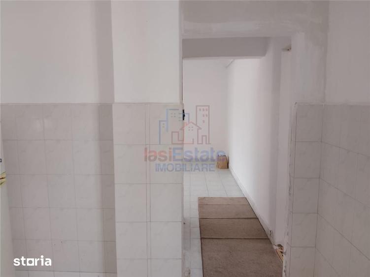 Apartament cu 3 camere semidecomandat în Dacia