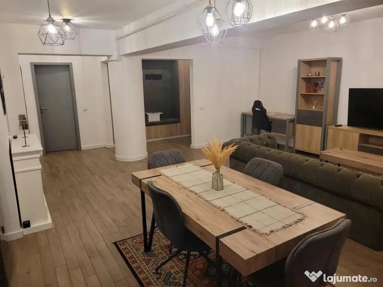 INCHIRIEZ APARTAMENT CU 3 CAMERE IN BLOC NOU - 8