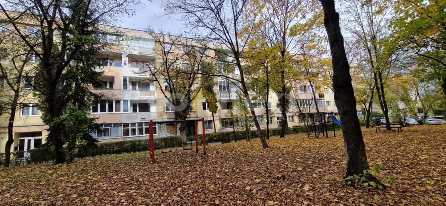 Apartament cu 4 camere decomandat în Gheorgheni