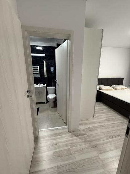 Apartament cu 3 camere semidecomandat în Chiajna