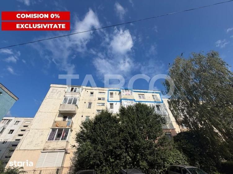 Apartament cu 3 camere semidecomandat în Central