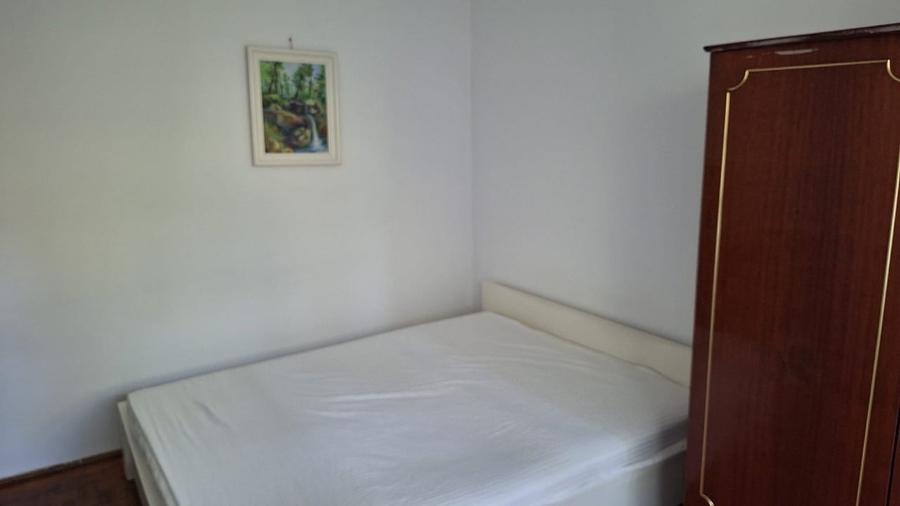 Apartament cu 2 camere nedecomandat în Podu Roș