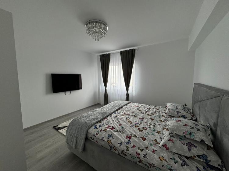 GARAJ INTERIOR,POMPA CALDURA,FOTOVOLTAICE CARTIER PRIVAT FLORILOR VILLA 4 - 7
