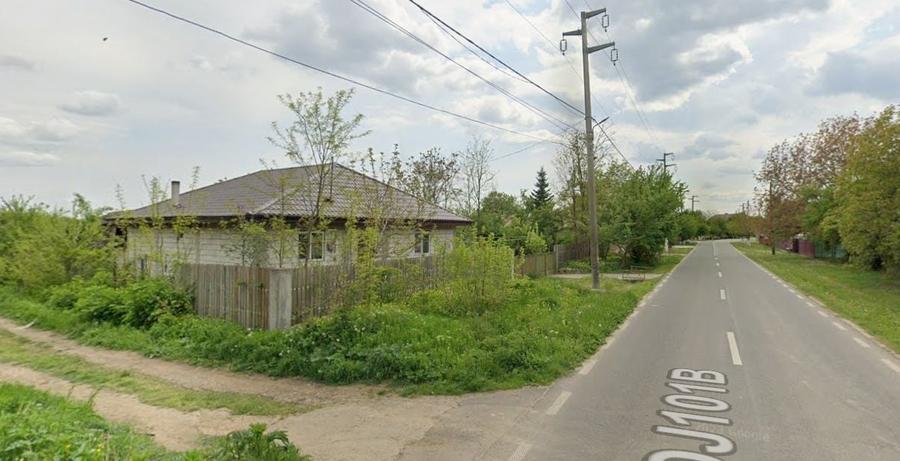Teren agricol intravilan de 3300 mp, în Merii Petchii