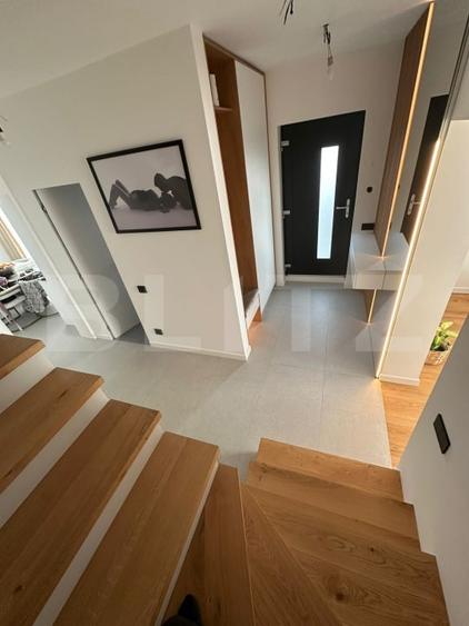 Duplex cu 4 camere cu Canalizare în Iris