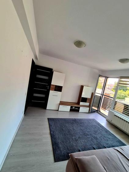 Apartament cu 2 camere decomandat în Brâncoveanu