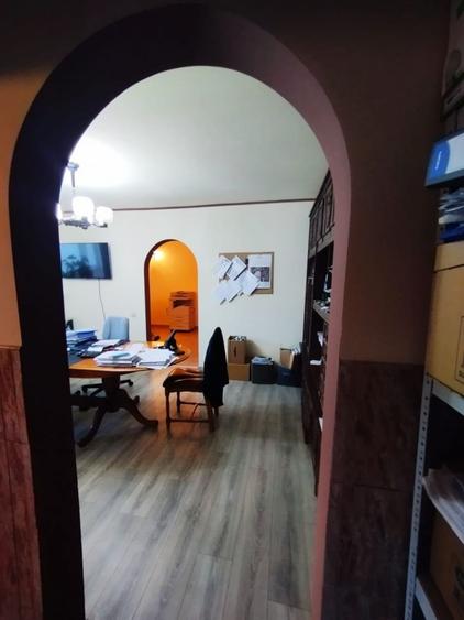 SE VINDE APARTAMENT 3 CAMERE SPATIOS SI RENOVAT IN ZONA PIATA RAHOVA - 3