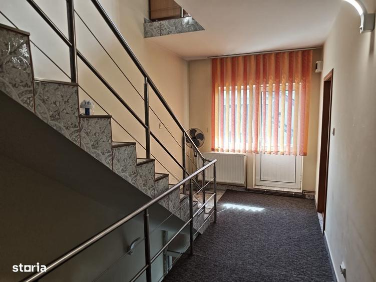Casă cu 4 camere în Exercițiu