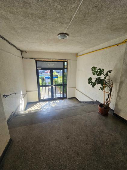 Apartament cu 3 camere decomandat în Gheorghe Doja