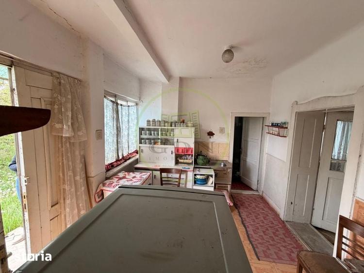 Casă cu 3 camere cu Teren 1400 Mp în Aghireșu