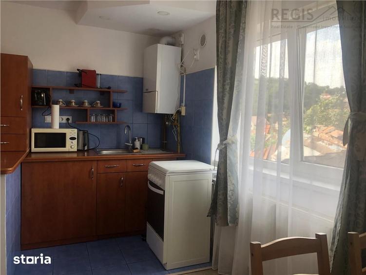 Casă cu 2 camere cu Teren 100 Mp în Schei