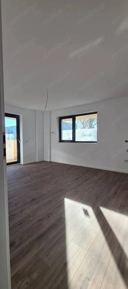 Apartament cu 3 camere decomandat în Țiglina 2